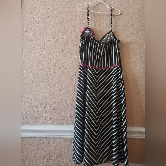 Rampage size Small striped dress from mid 2000s black and white  Fuschia rose - Picture 2 of 2